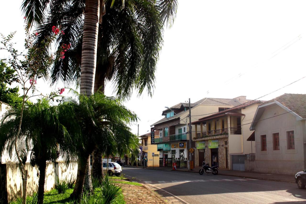 Pousada Alves Sao Bras do Suacui Exterior photo
